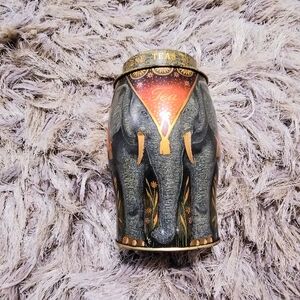 Elephant Design Tea Tin - Black and Gold